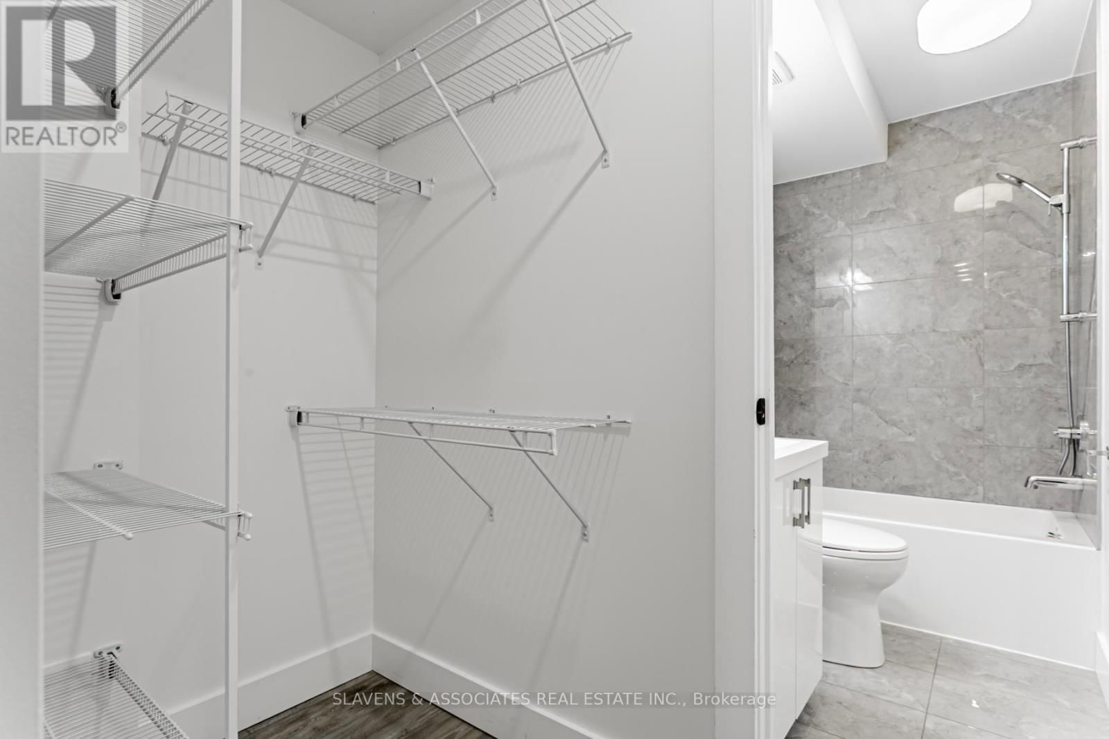1088 AVENUE ROAD Image 17