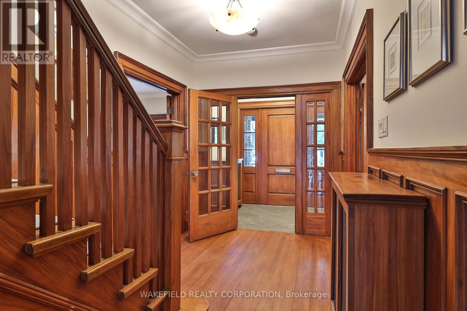 11 CONRAD AVENUE Image 16