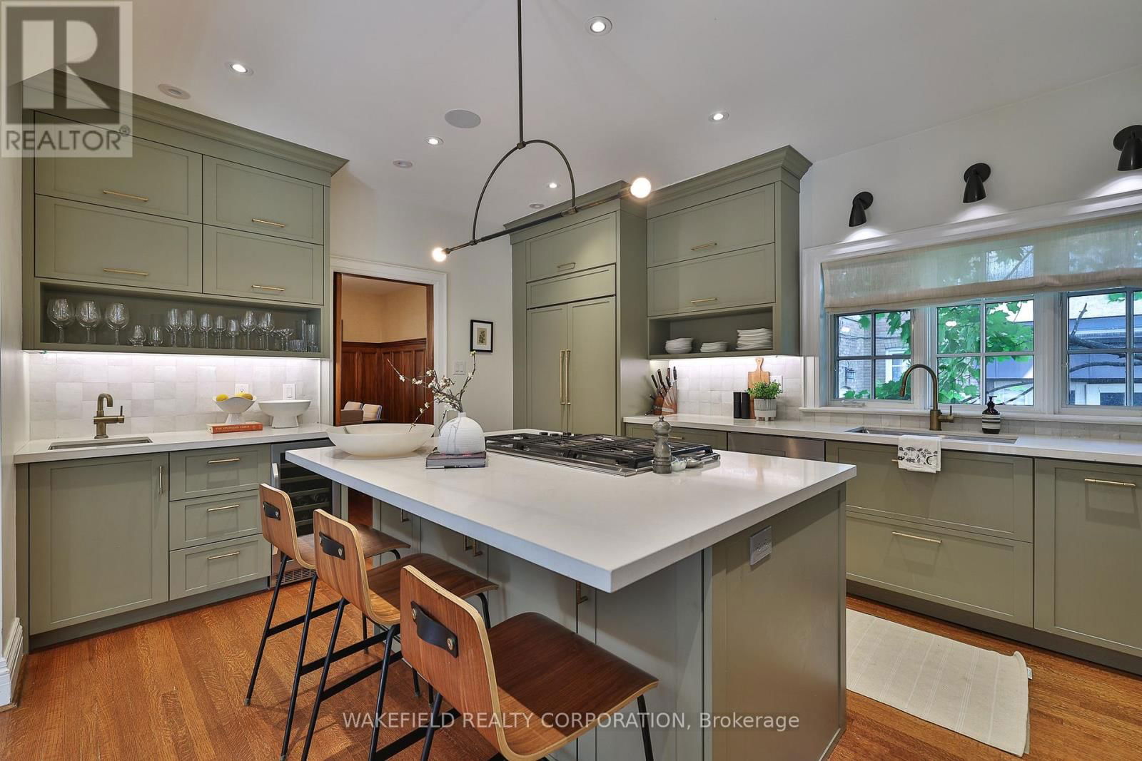 11 CONRAD AVENUE Image 20