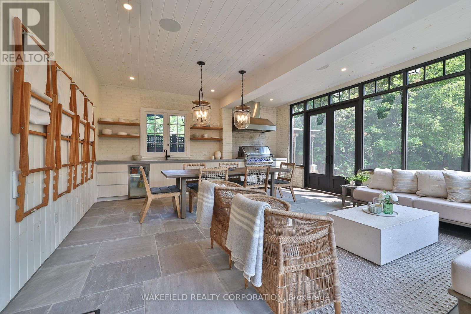 11 CONRAD AVENUE Image 4