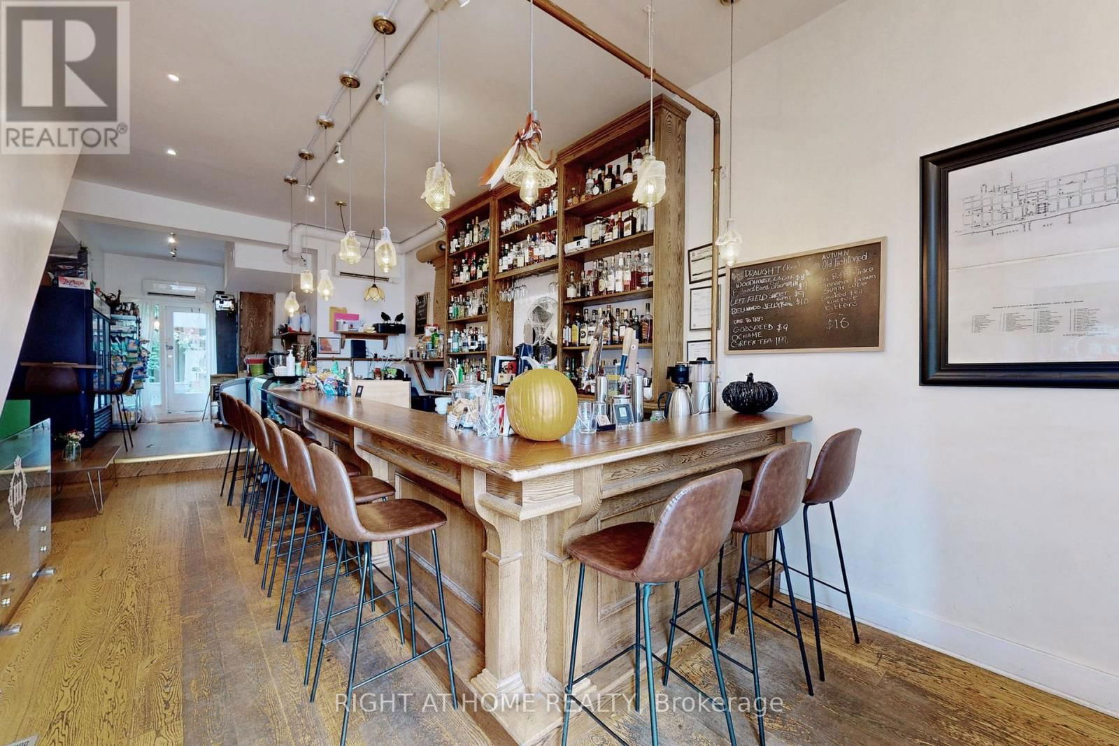 394 KING STREET EAST Image 6