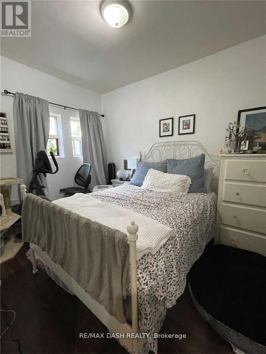 203 - 141 ADMIRAL ROAD Image 4