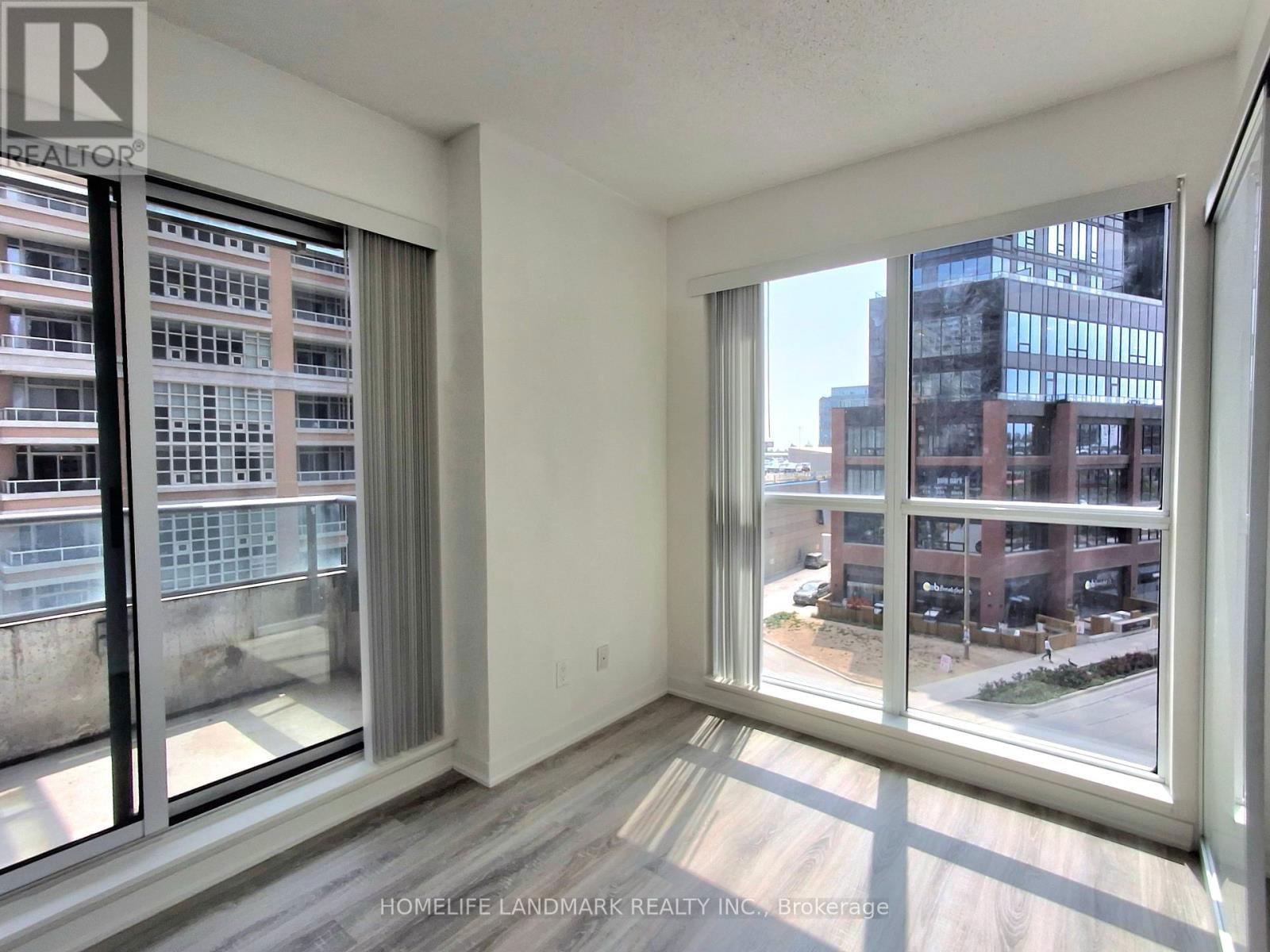 405 - 69 LYNN WILLIAMS STREET Image 30
