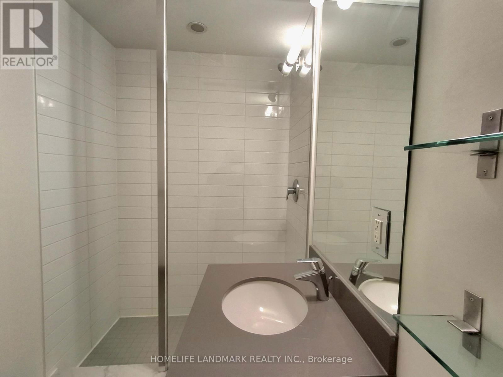 405 - 69 LYNN WILLIAMS STREET Image 34