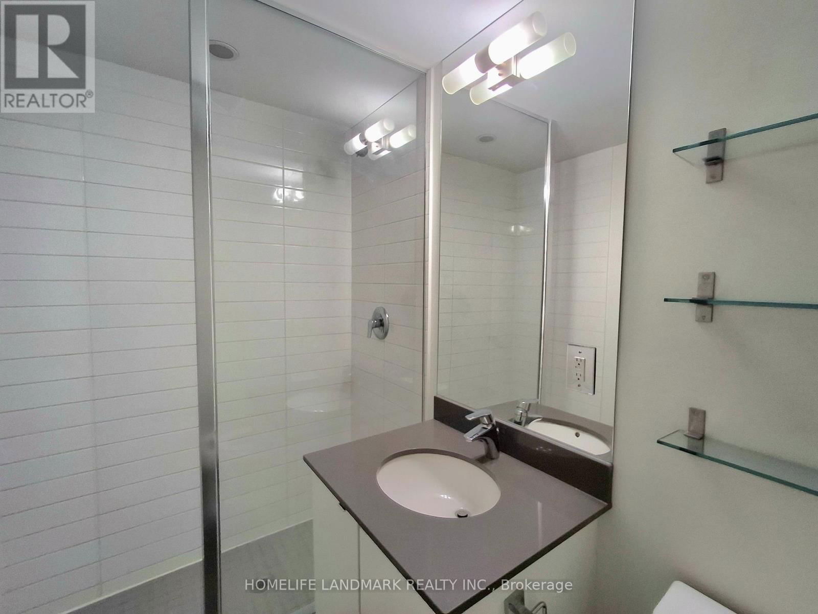 405 - 69 LYNN WILLIAMS STREET Image 35