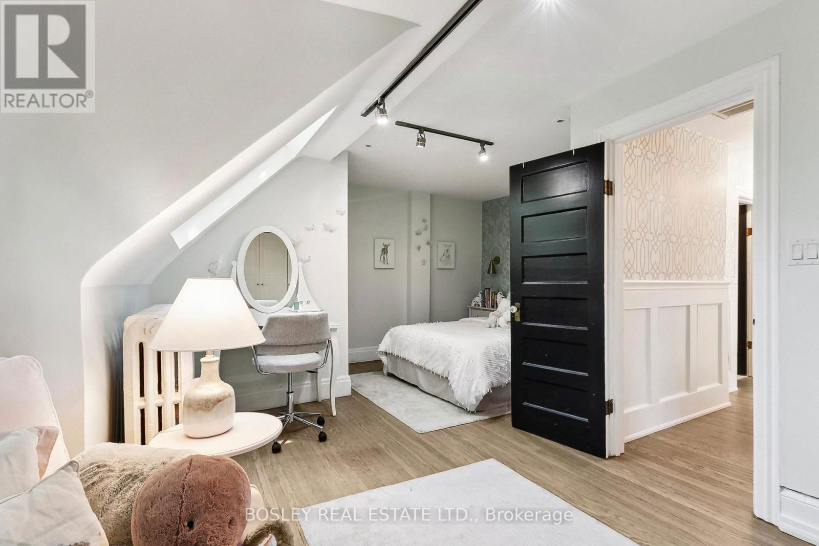 130 GLEN ROAD Image 25