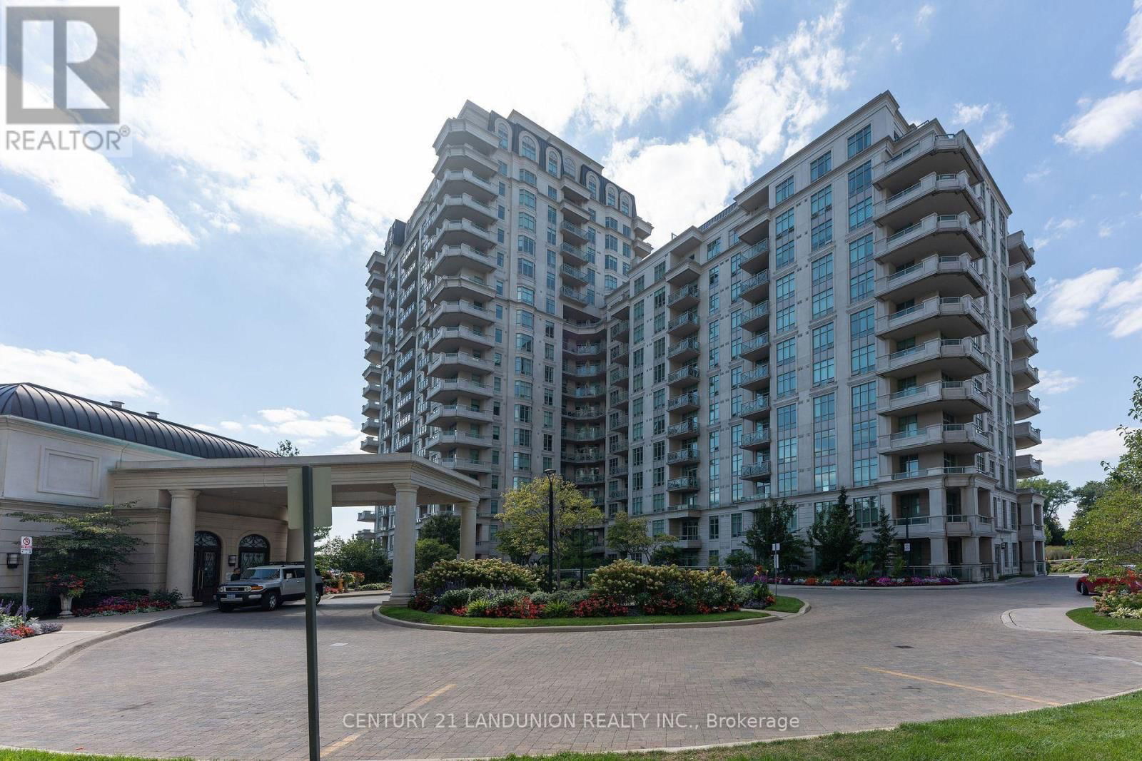 911 - 10 BLOORVIEW PLACE Image 1
