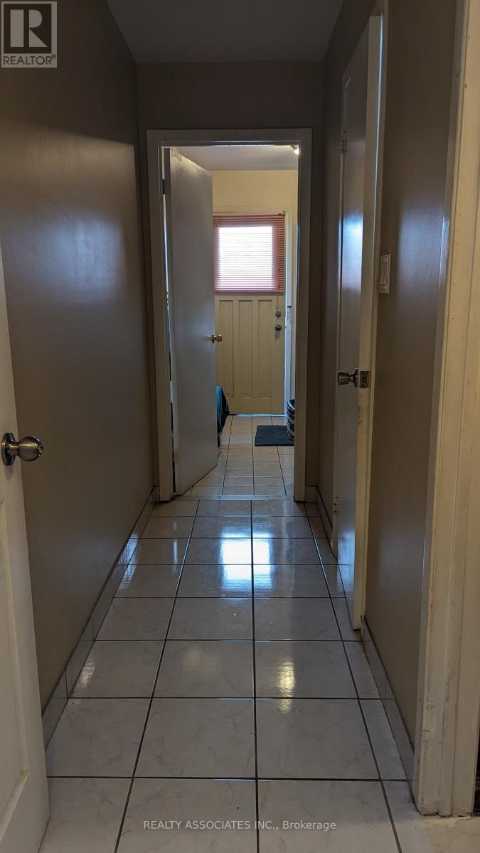 34 COBBLESTONE DRIVE Image 6
