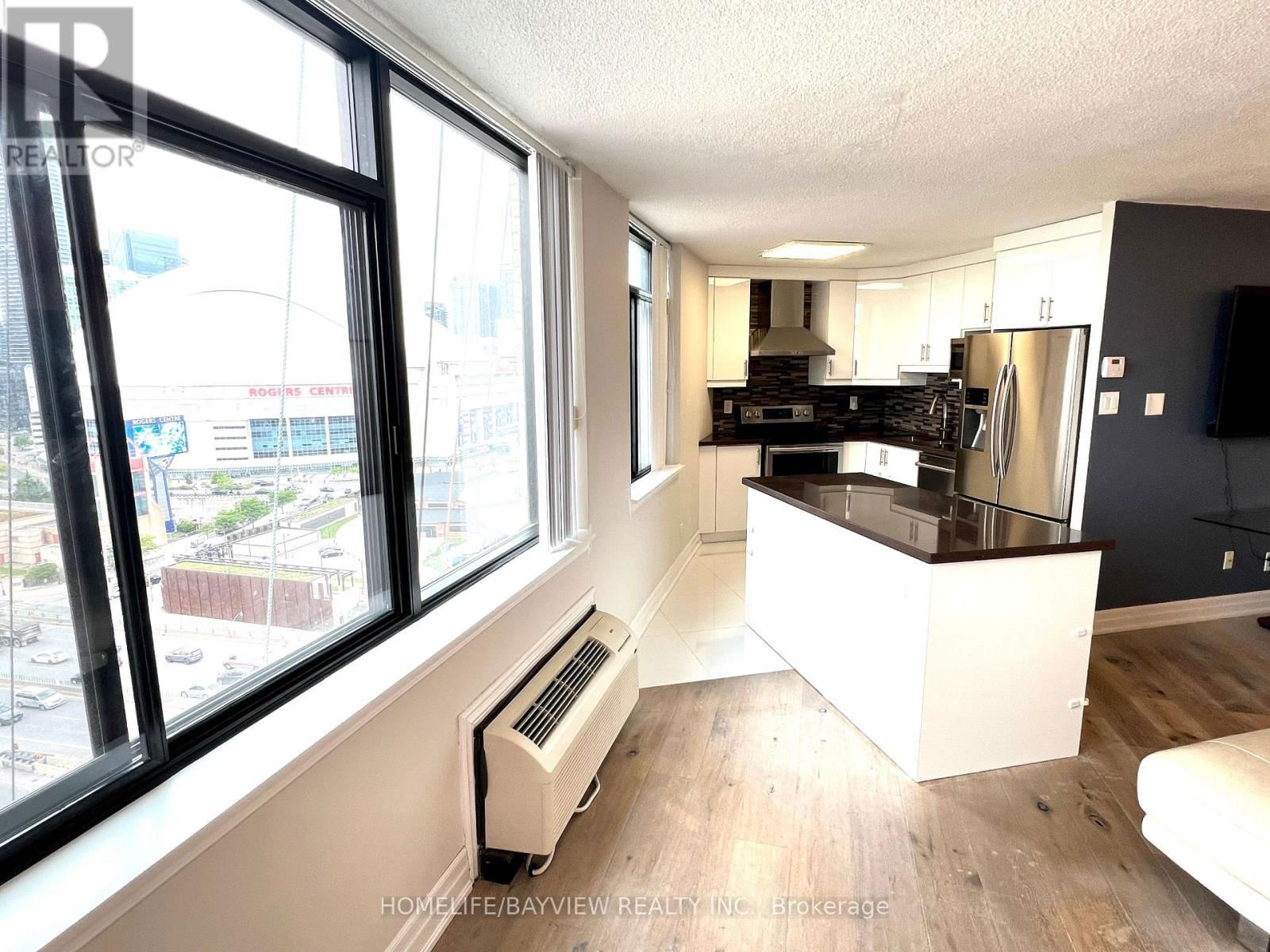 1705 - 250 QUEENS QUAY WEST Image 8