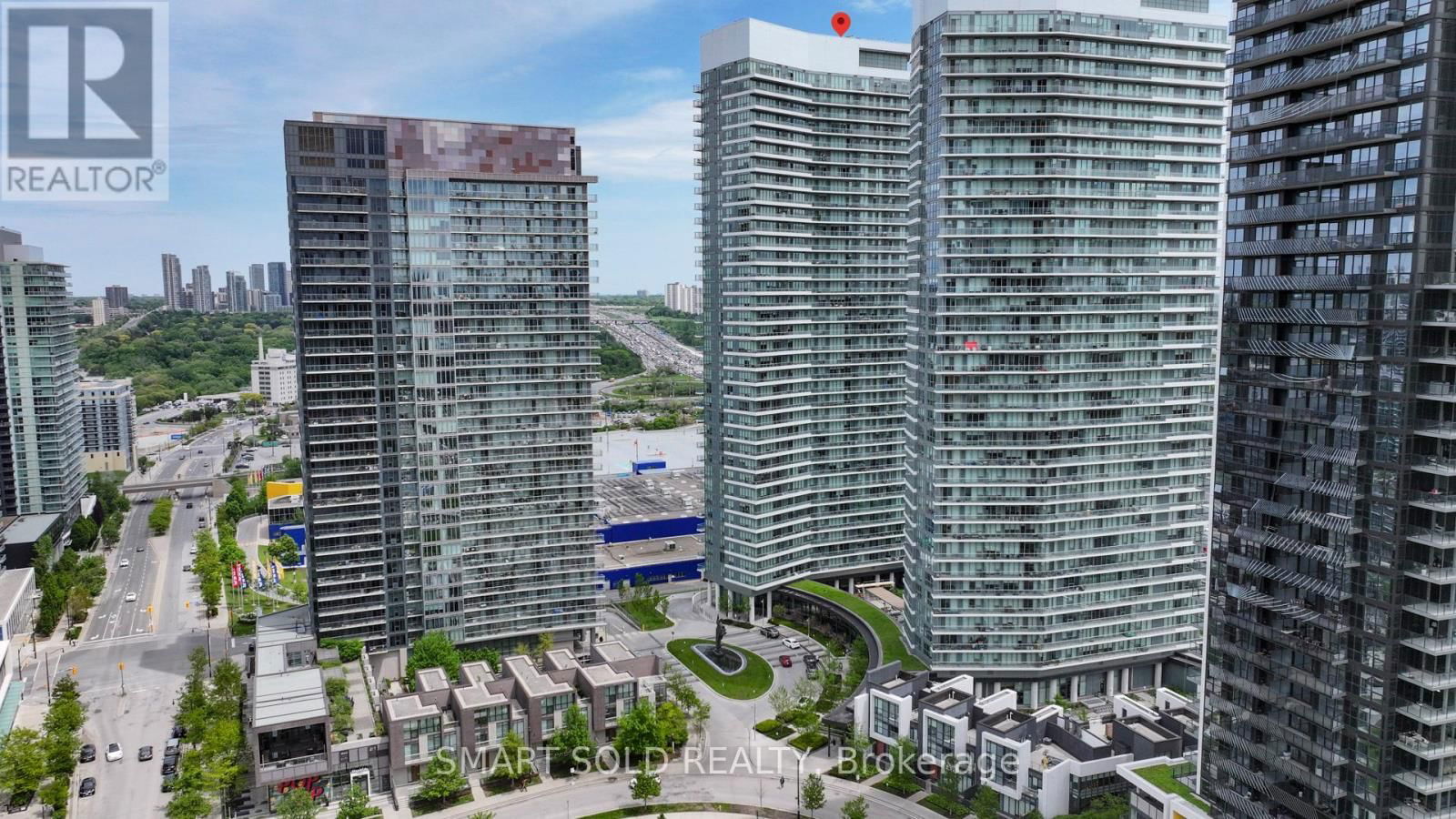 1209 - 117 MCMAHON DRIVE Image 1