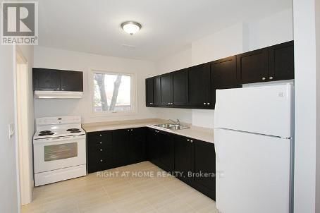 3 - 389 BERKELEY STREET Image 2