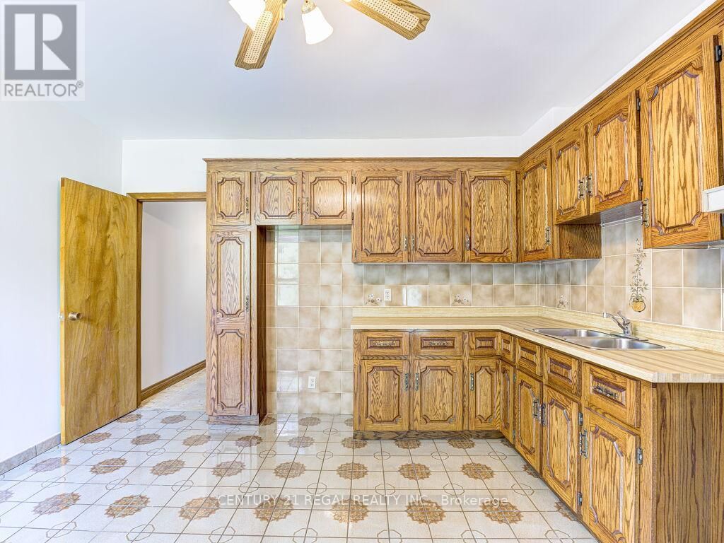 46 MARCHMOUNT ROAD Image 18
