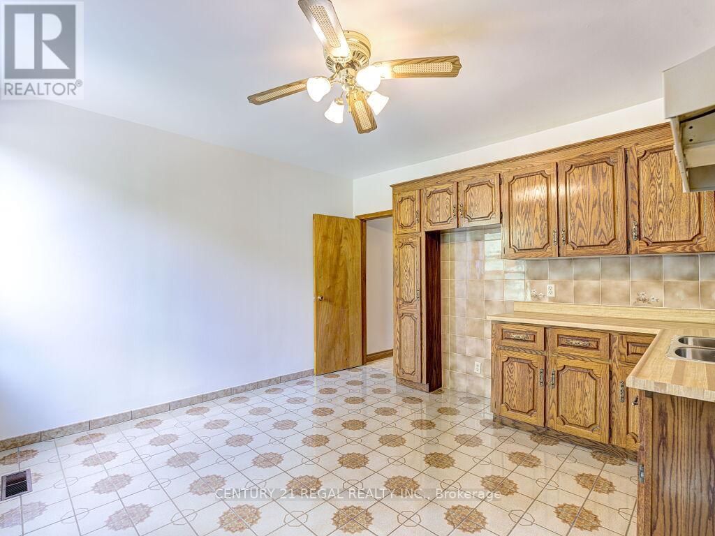 46 MARCHMOUNT ROAD Image 19