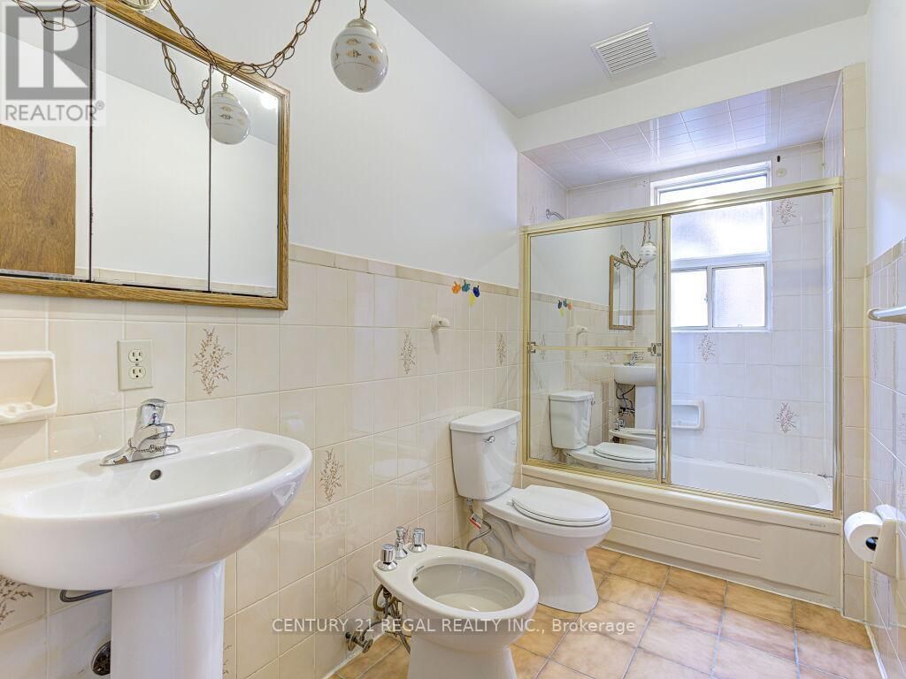 46 MARCHMOUNT ROAD Image 30