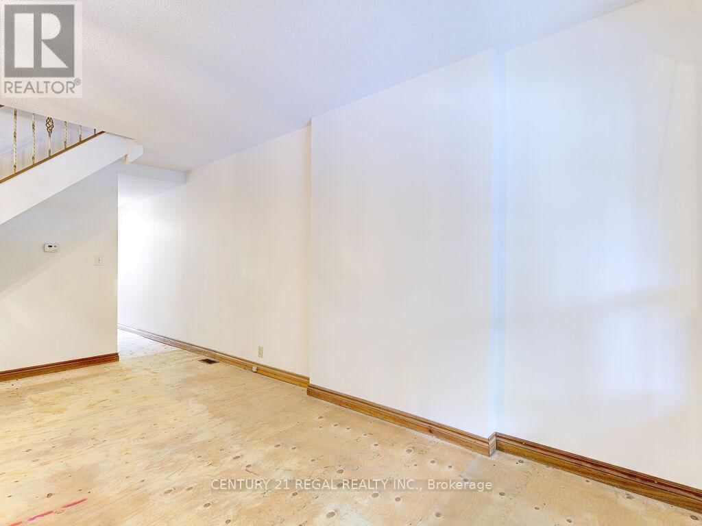 46 MARCHMOUNT ROAD Image 39