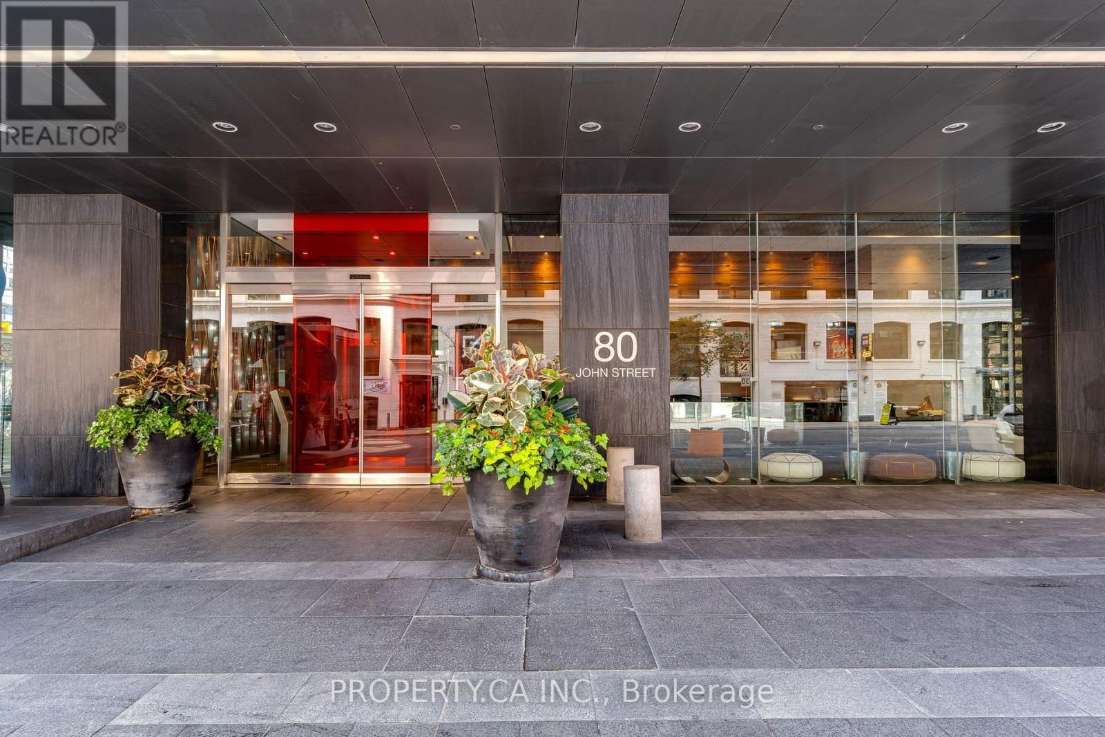 2702 - 80 JOHN STREET Image 3