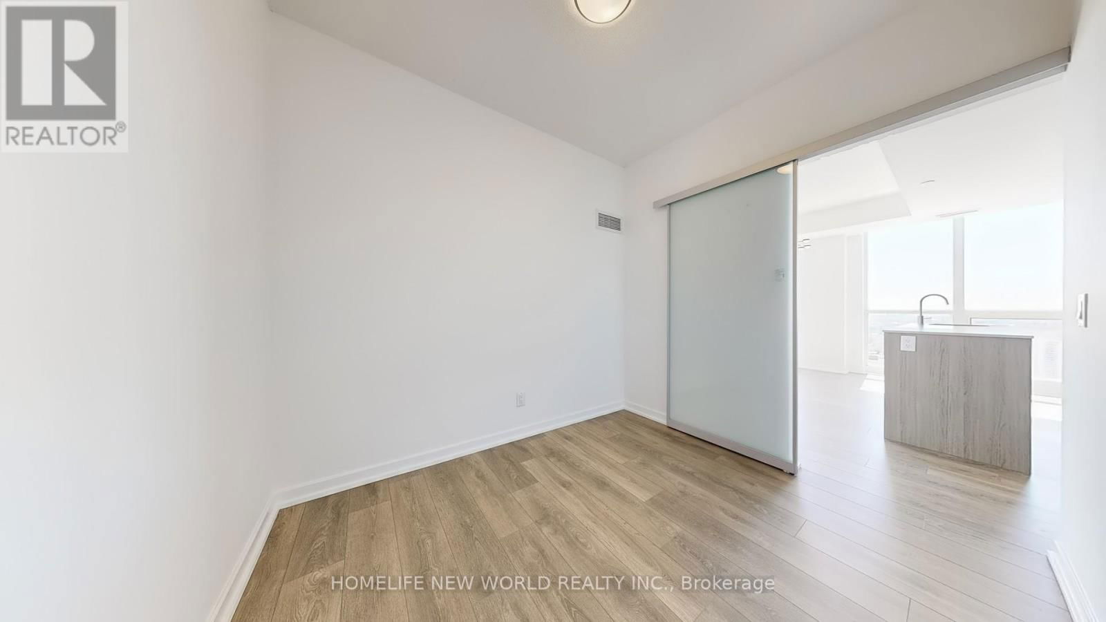 3208 - 32 FOREST MANOR ROAD Image 22