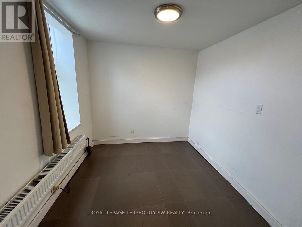 3 - 213 QUEEN STREET EAST Image 7