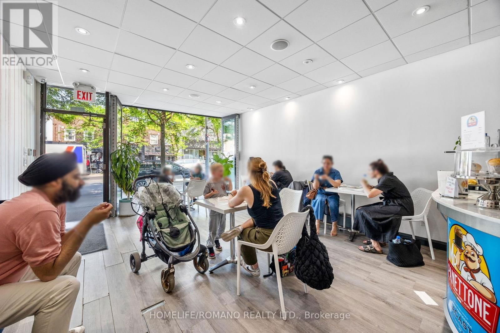 2076 YONGE STREET Image 13