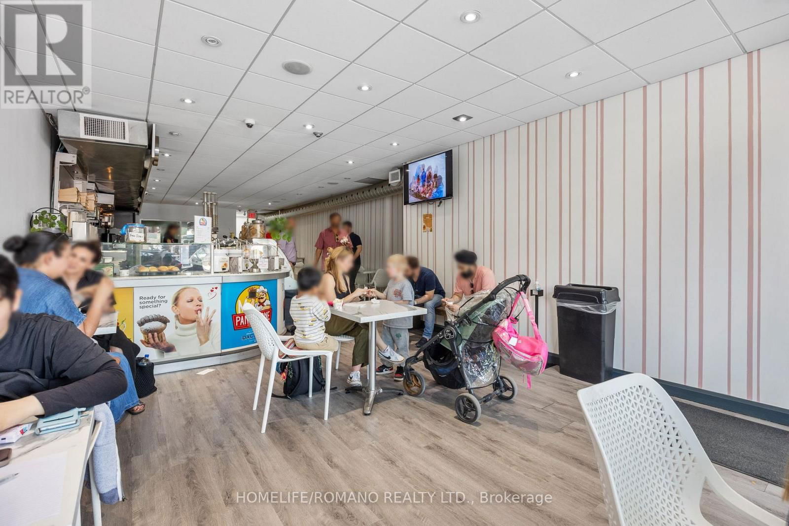 2076 YONGE STREET Image 15