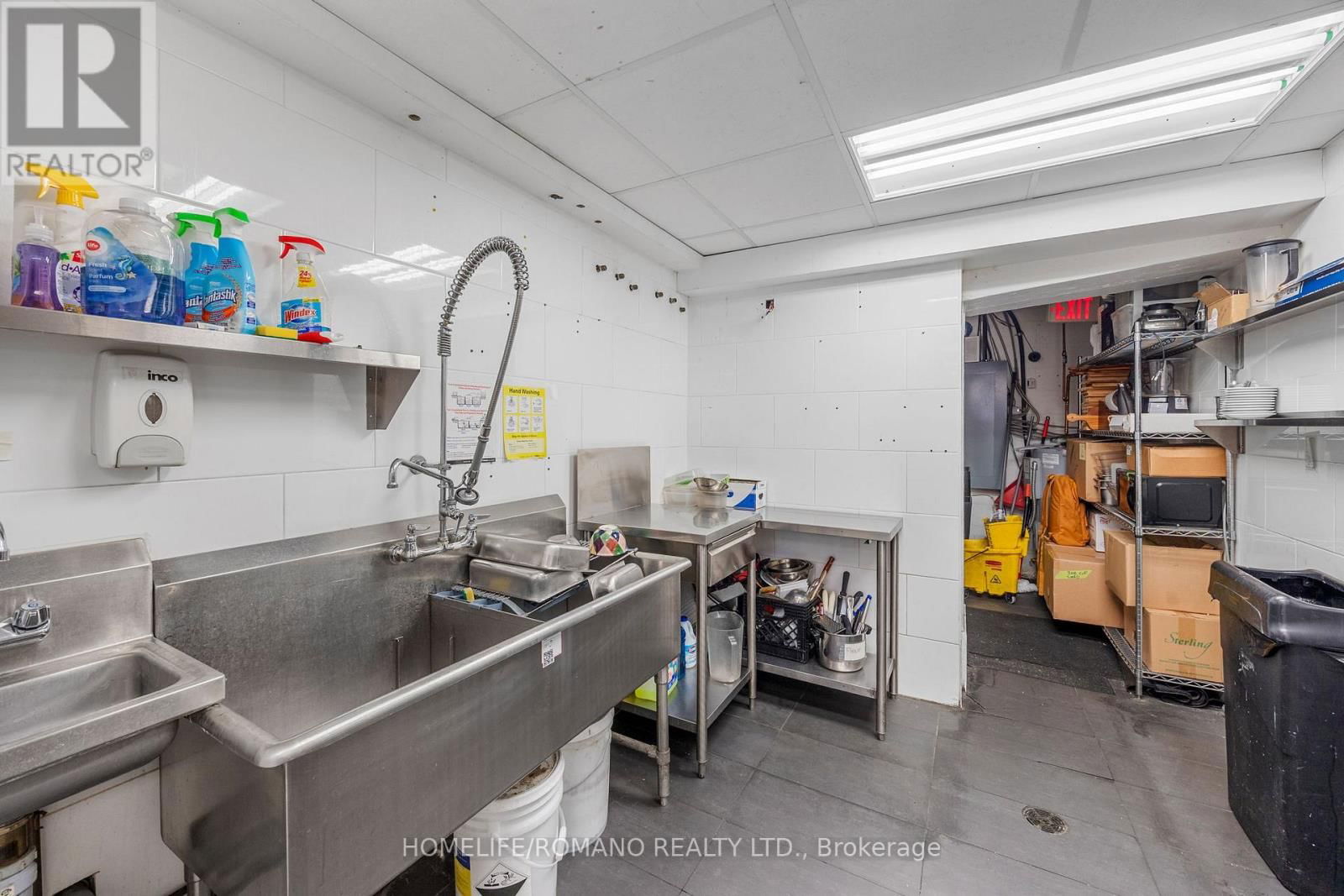 146 CUMBERLAND STREET Image 16