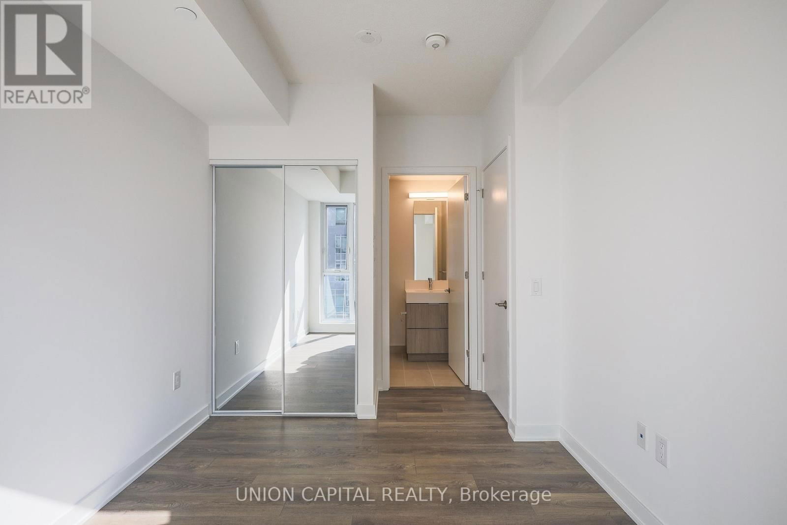 1502 - 130 RIVER STREET Image 24