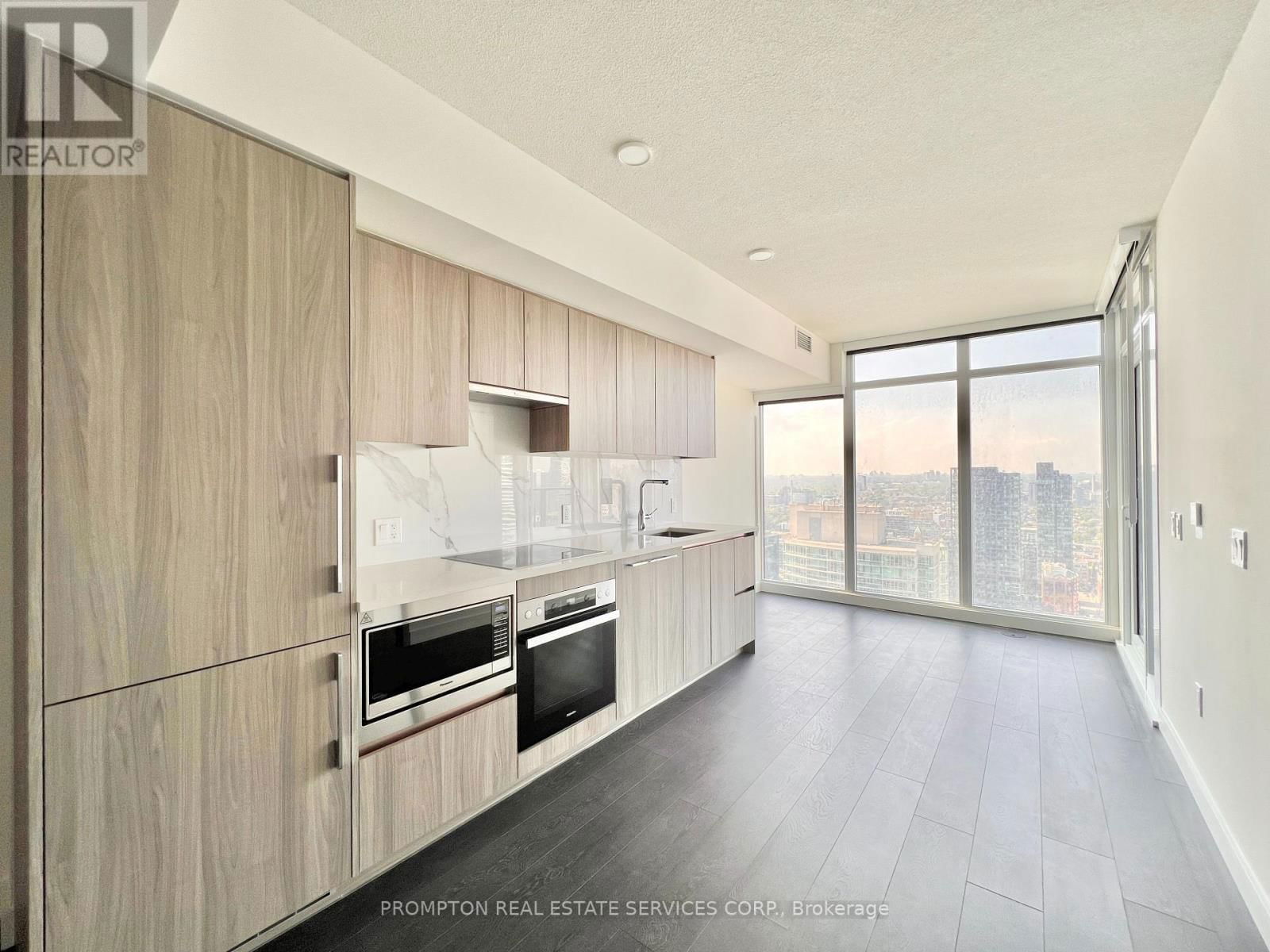 4515 - 1 CONCORD CITYPLACE WAY Image 1