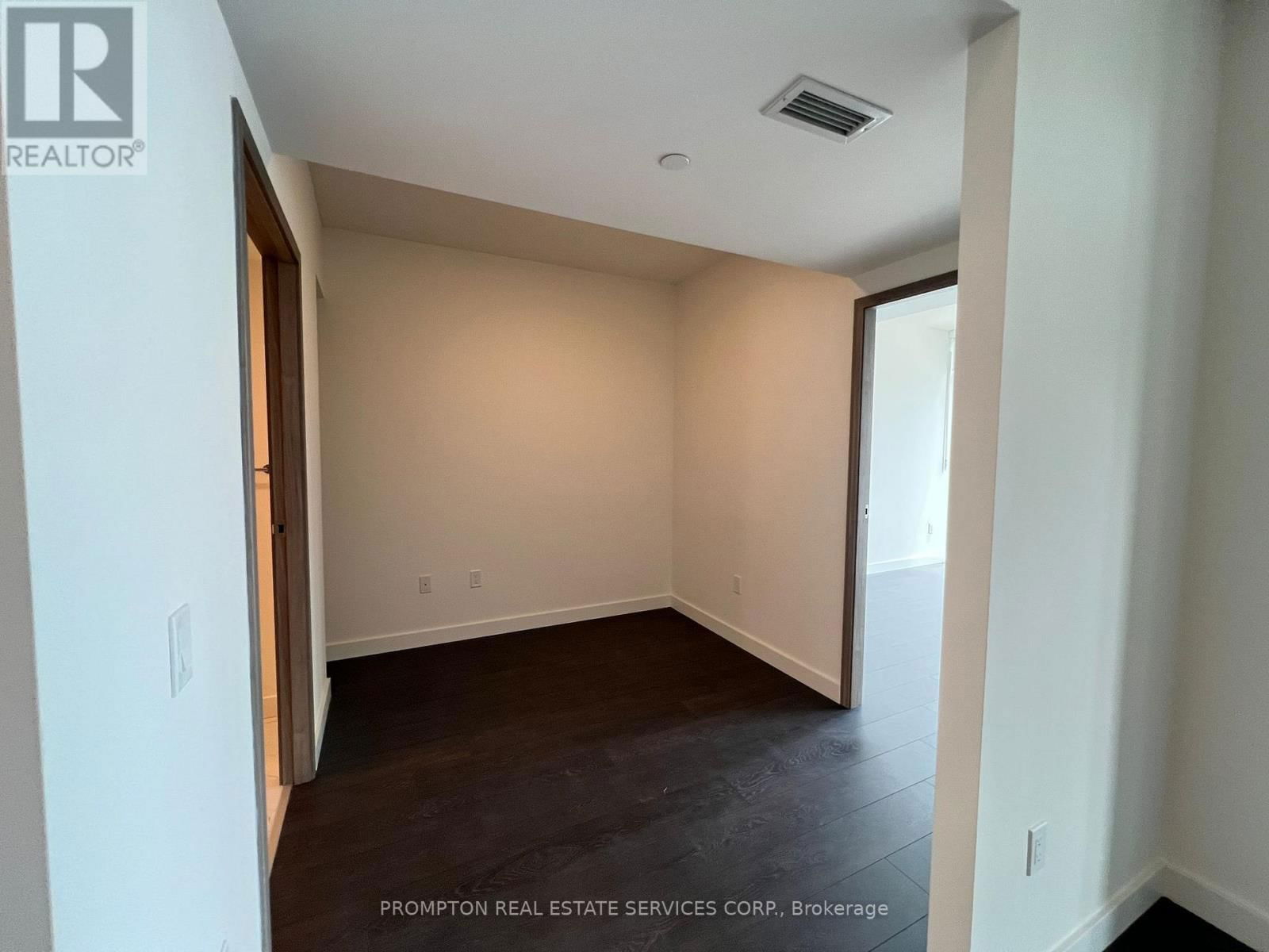 721 - 3 CONCORD CITYPLACE WAY Image 20
