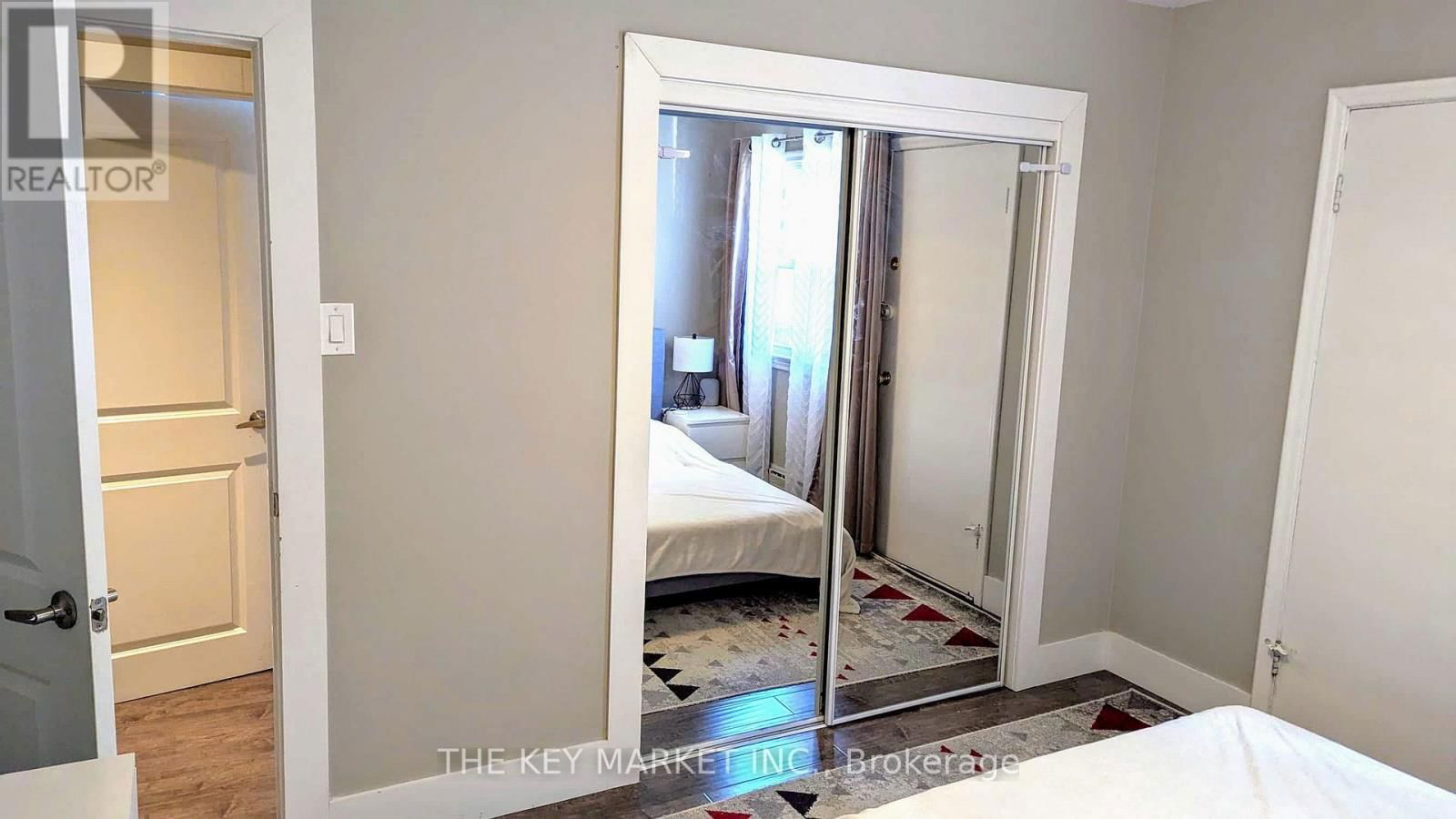 2 - 211 ST CLEMENTS AVENUE Image 11