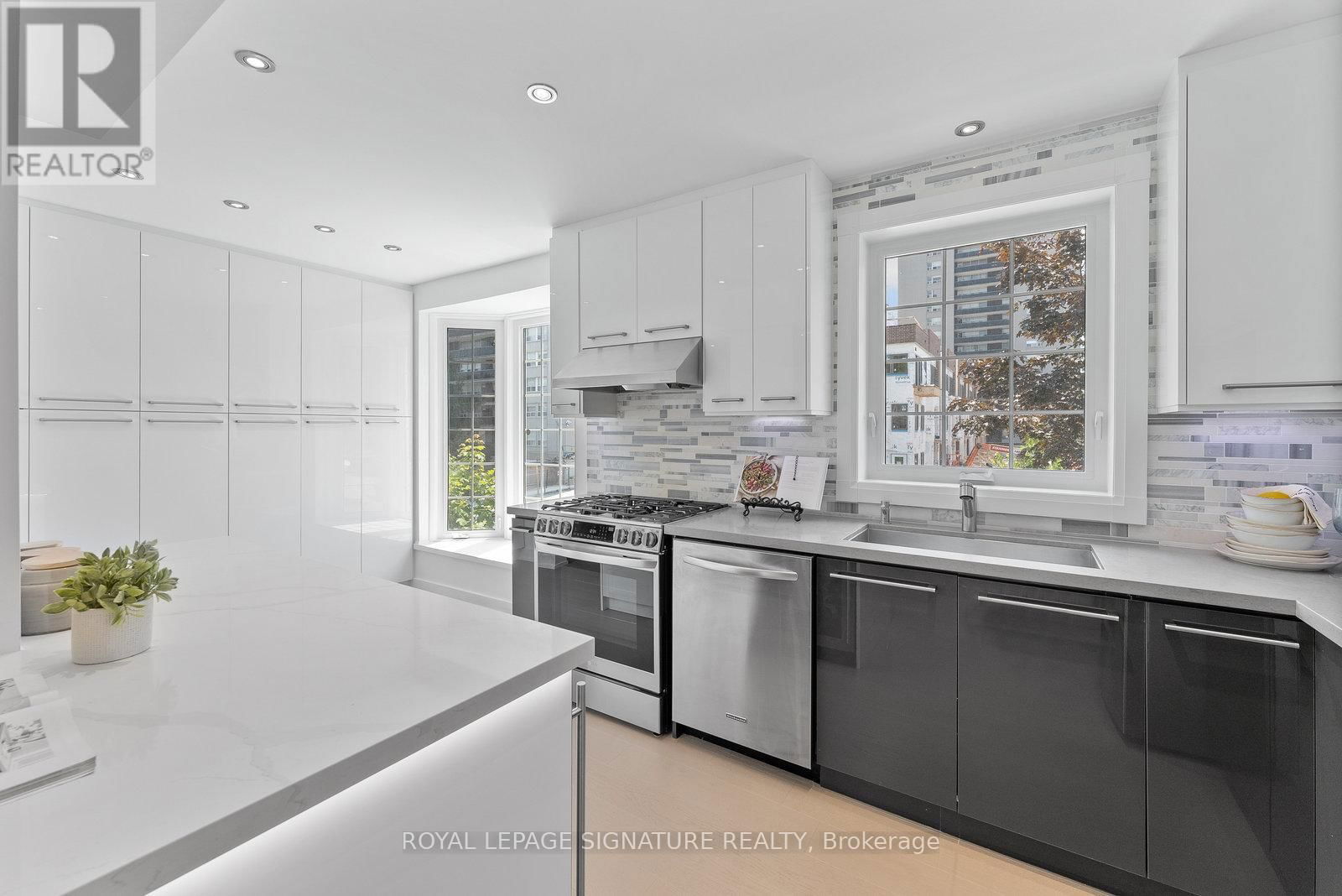 36 FARMSTEAD ROAD Image 17