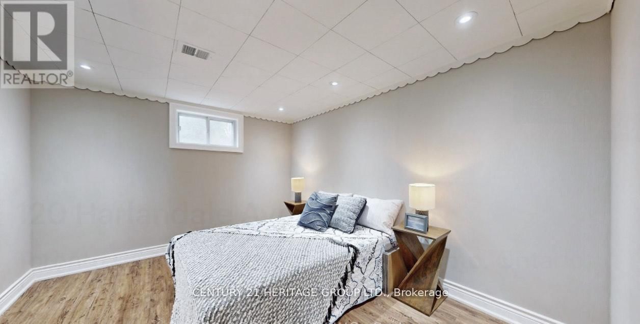 120 HARLANDALE AVENUE Image 37