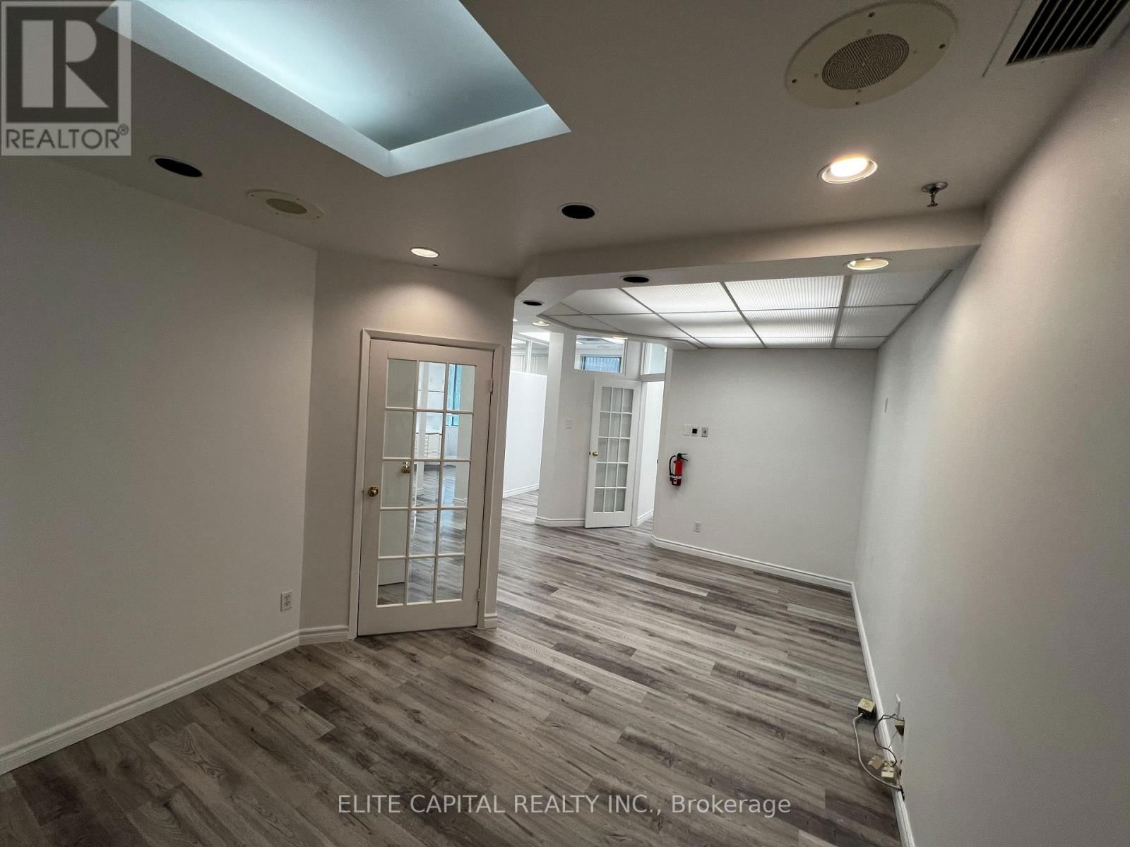209 - 701 SHEPPARD AVENUE EAST Image 3