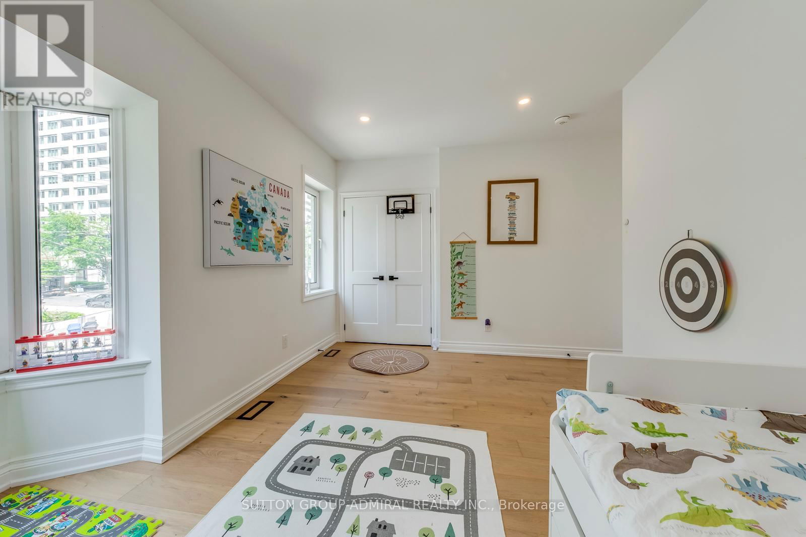 93 SOUDAN AVENUE Image 33