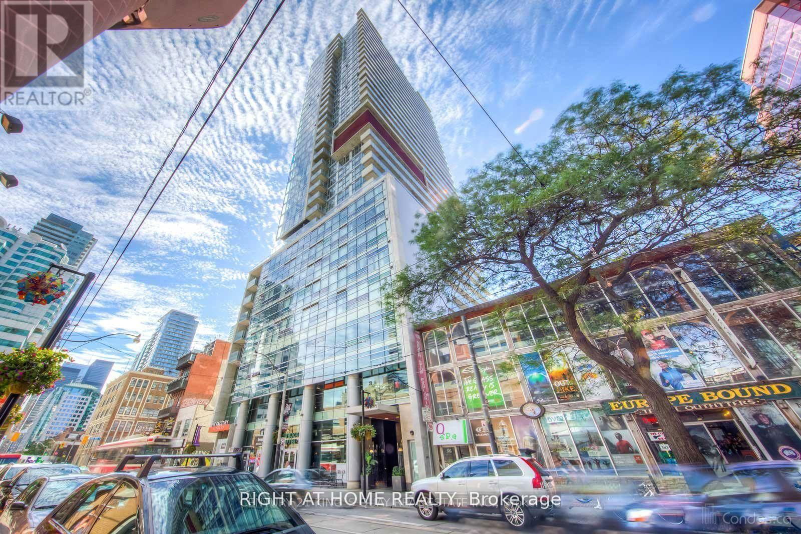 2504 - 375 KING STREET WEST Image 1