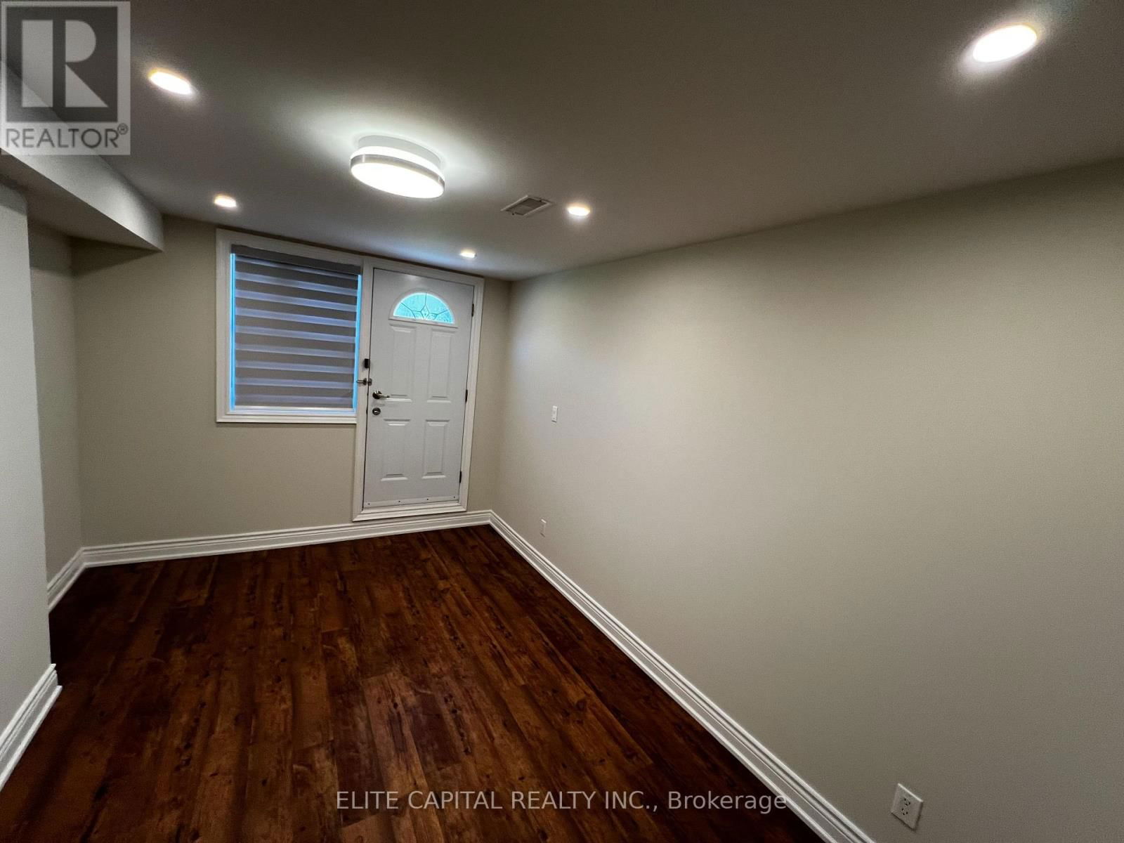 192 BROOKBANKS DRIVE Image 18