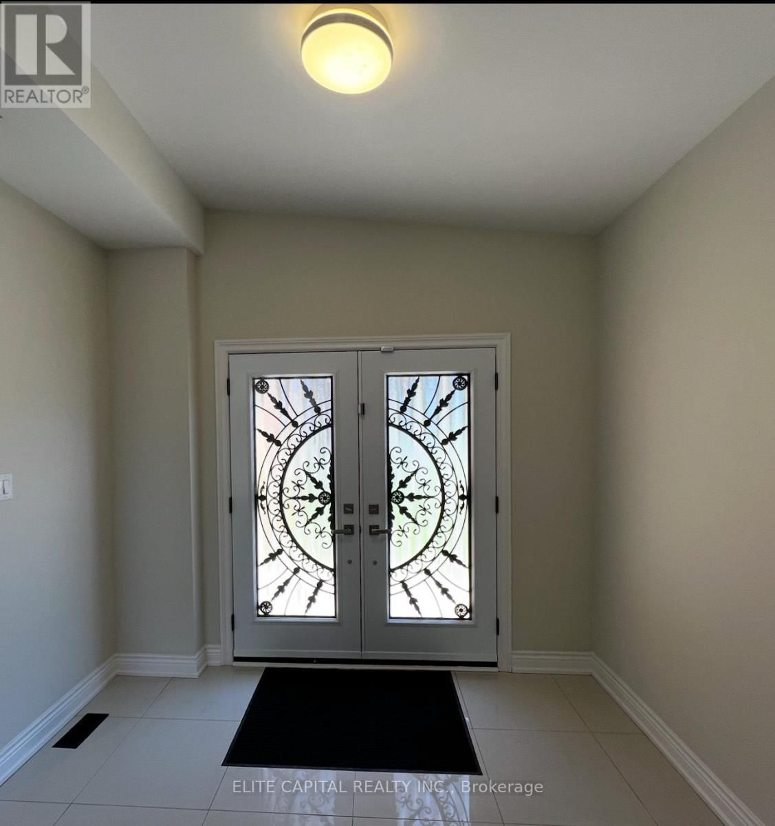 192 BROOKBANKS DRIVE Image 2