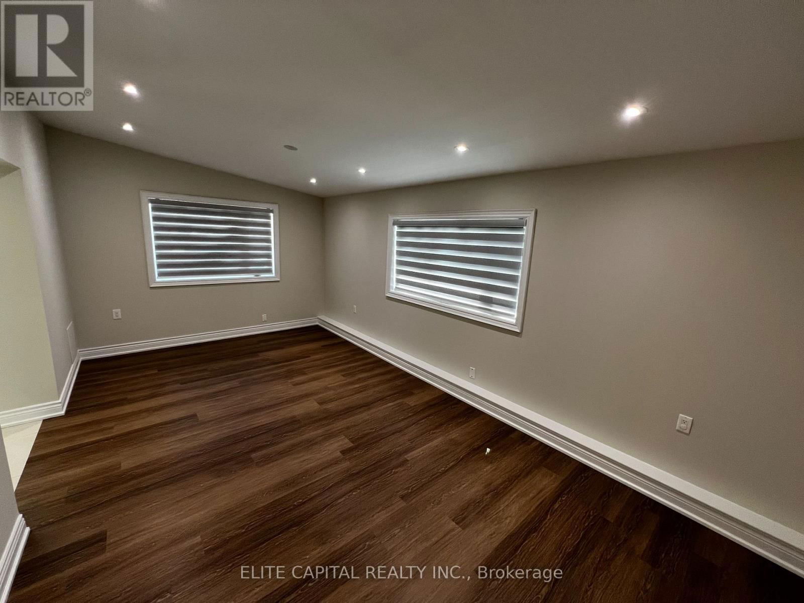 192 BROOKBANKS DRIVE Image 8