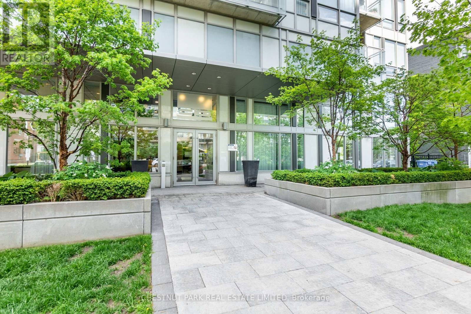 1810 - 83 REDPATH AVENUE Image 29