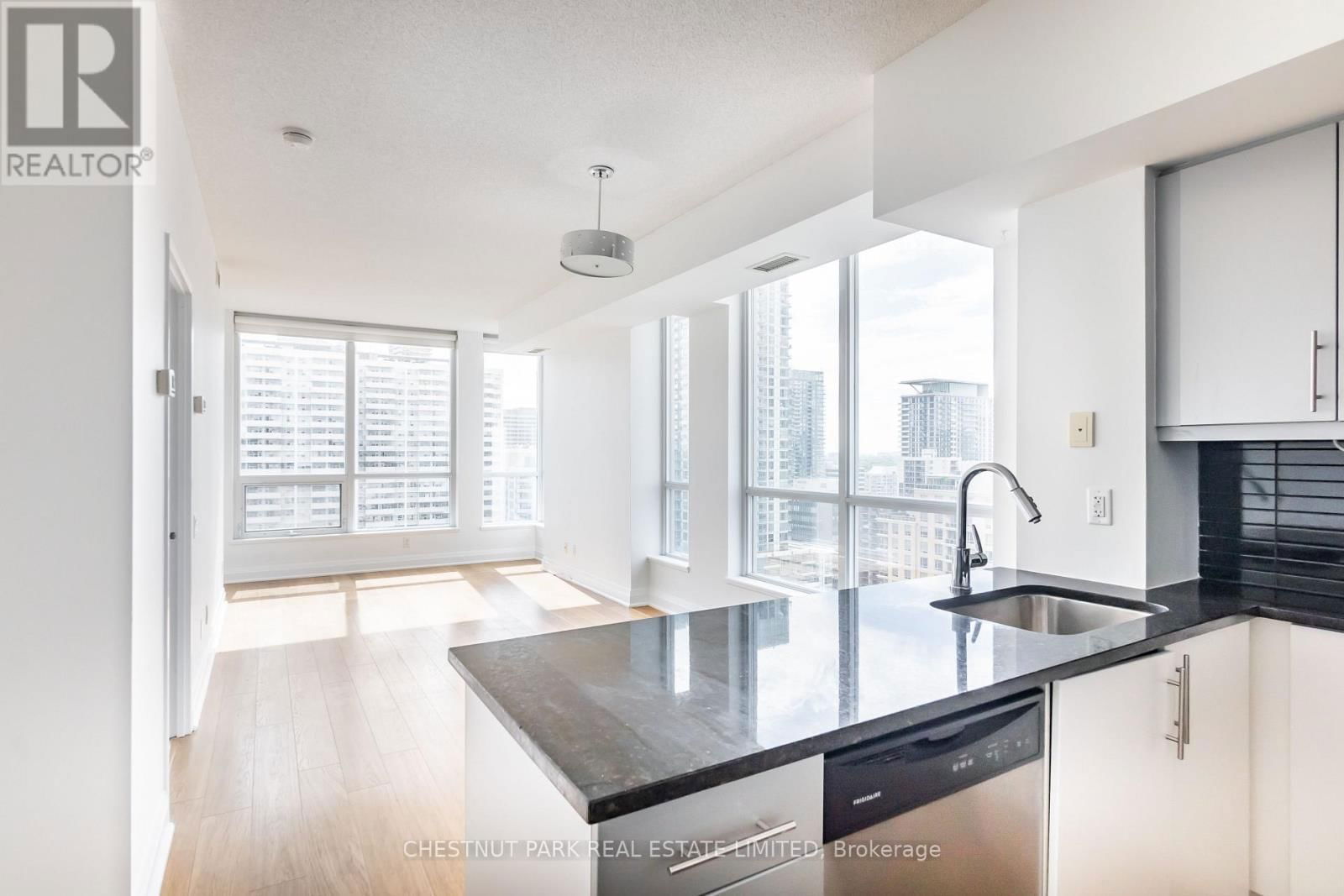 1810 - 83 REDPATH AVENUE Image 3