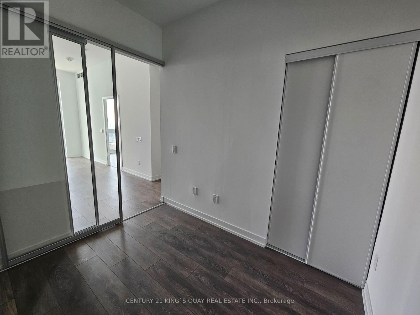 3801 - 82 DALHOUSIE STREET Image 8