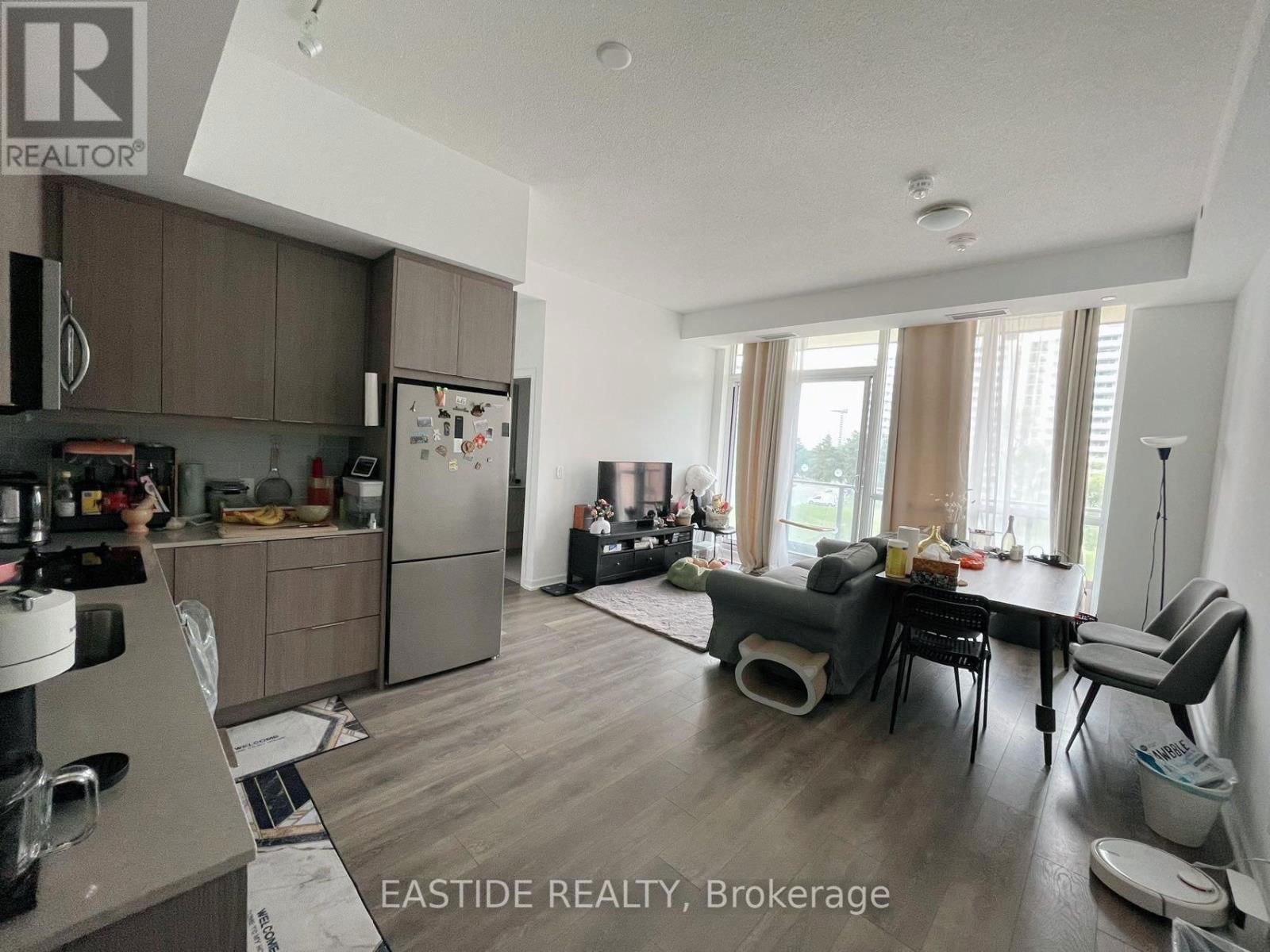 203 - 36 FOREST MANOR ROAD Image 17