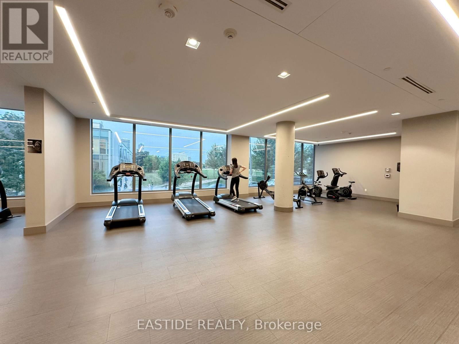 203 - 36 FOREST MANOR ROAD Image 31