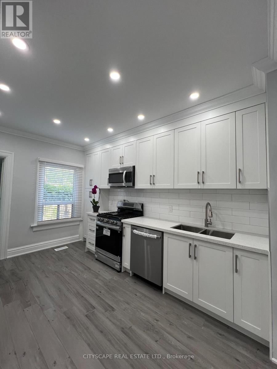 476 LANSDOWNE AVENUE Image 6