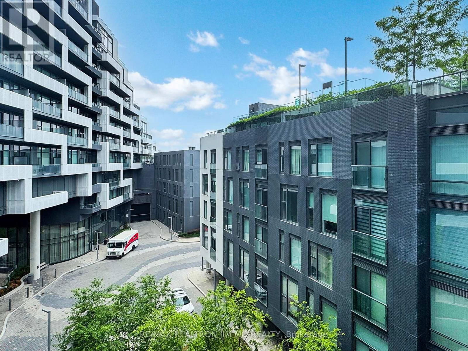 660 - 25 ADRA GRADO WAY Image 25