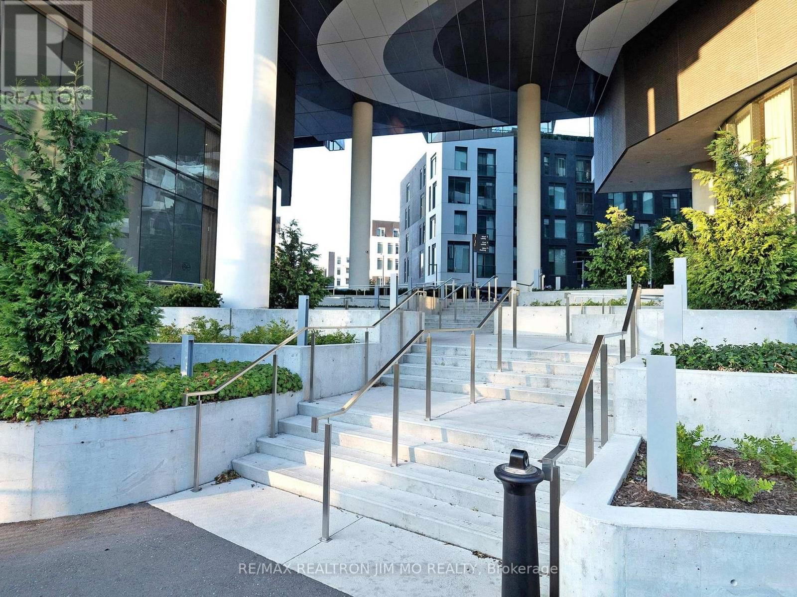 660 - 25 ADRA GRADO WAY Image 43