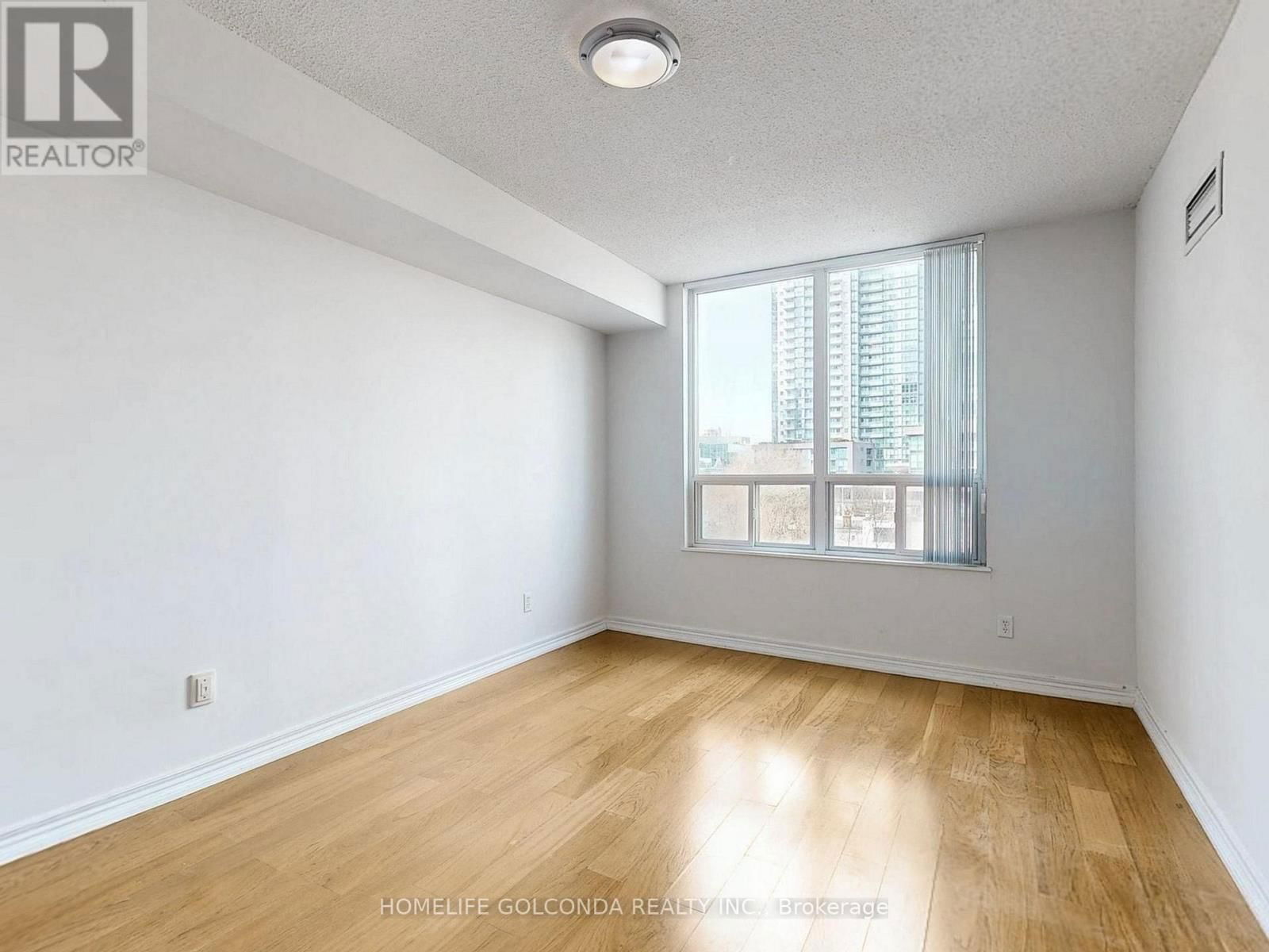 603 - 28 EMPRESS AVENUE Image 14
