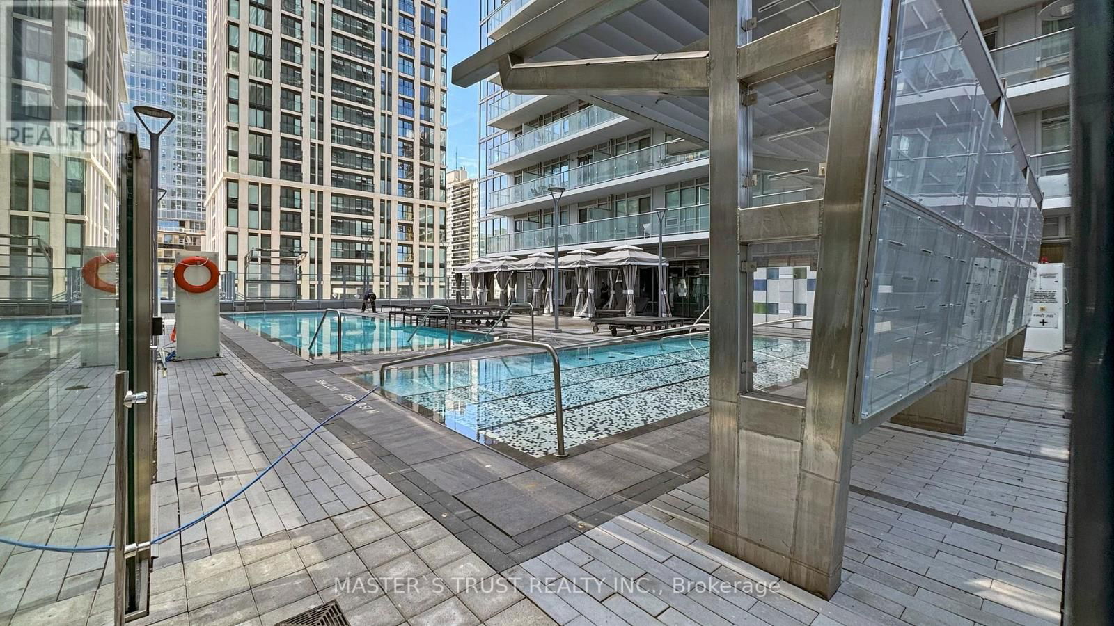 510 - 195 REDPATH AVENUE Image 30