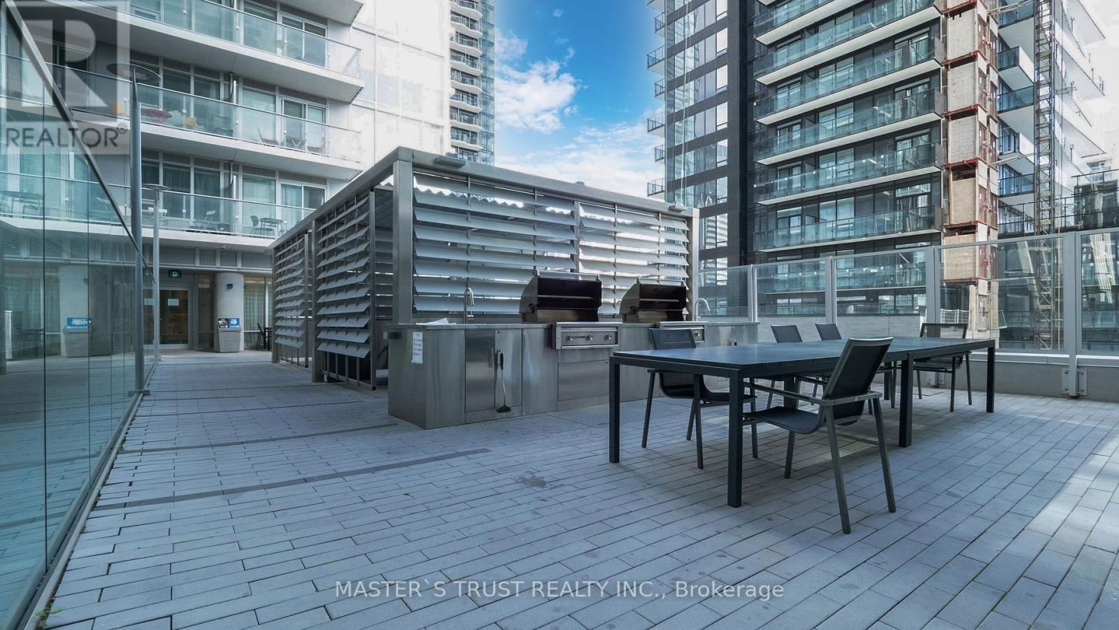 510 - 195 REDPATH AVENUE Image 33