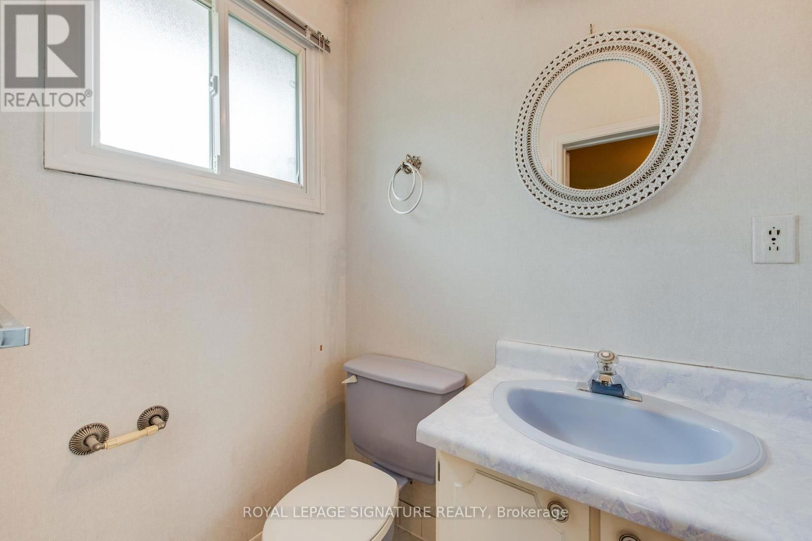 3 ROCKLAND DRIVE Image 20