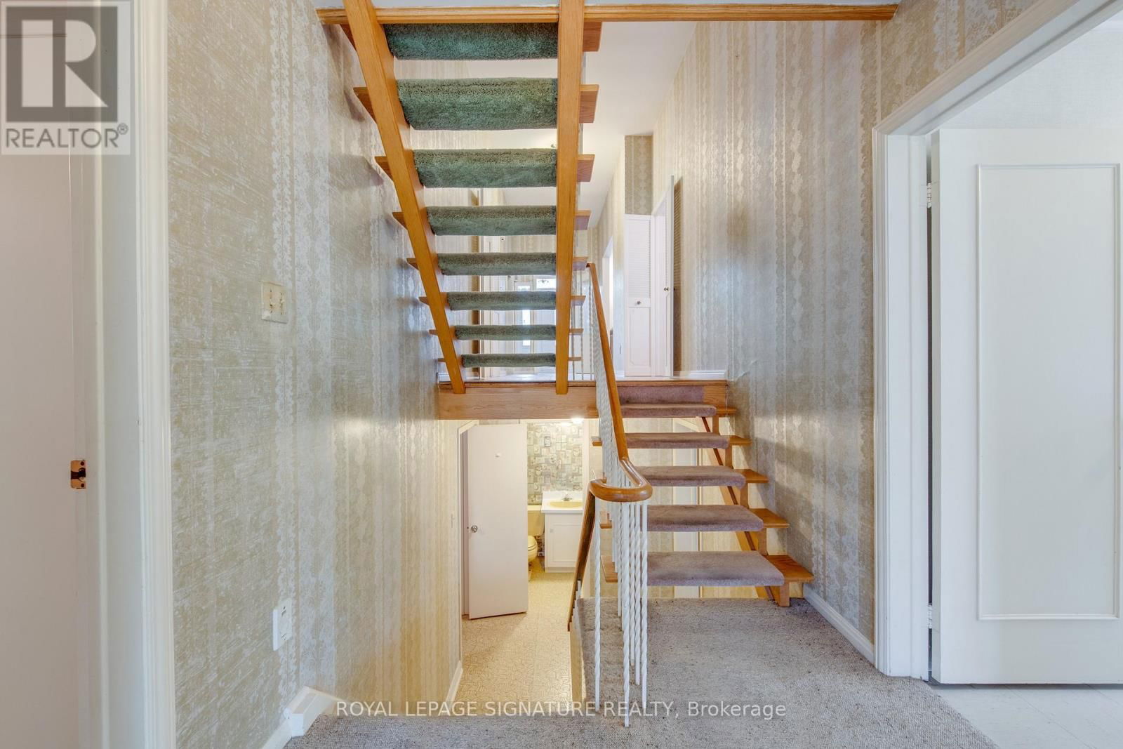 3 ROCKLAND DRIVE Image 29